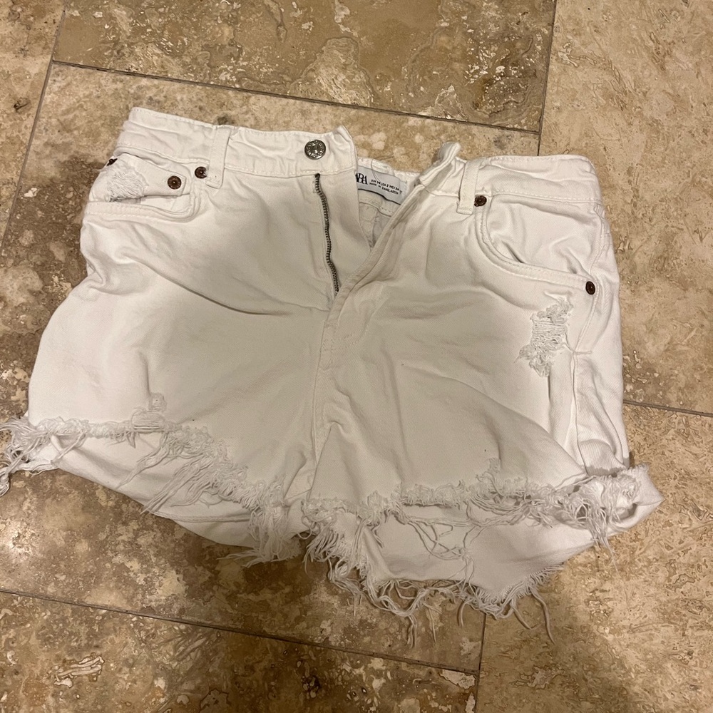 Zara shorts size 2